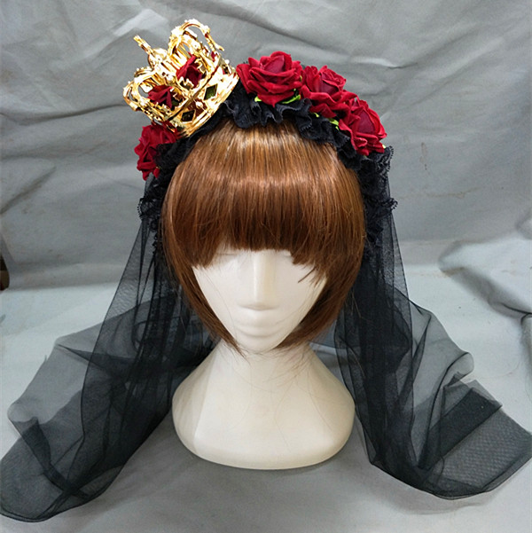 Gold Crown (with veil)